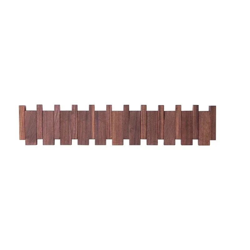 Stilvolles Holzregal mit Klapphaken für Ihren Eingangsbereich