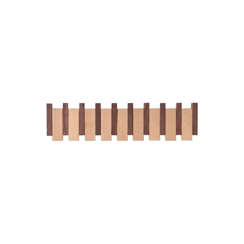 Stilvolles Holzregal mit Klapphaken für Ihren Eingangsbereich