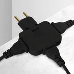 FlexiPlug: Ultradünner Dreifach-Steckeradapter für mehr Platz