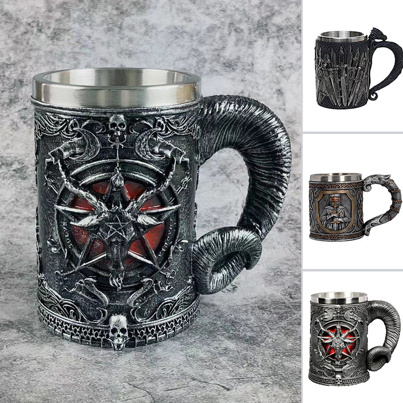 Kreativer mittelalterlicher Edelstahlkrug für Bier und Kaffee