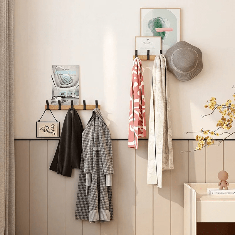 Elegante Wandgarderobe - Flexibles Design mit 5 Haken
