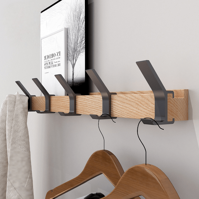 Elegante Wandgarderobe - Flexibles Design mit 5 Haken