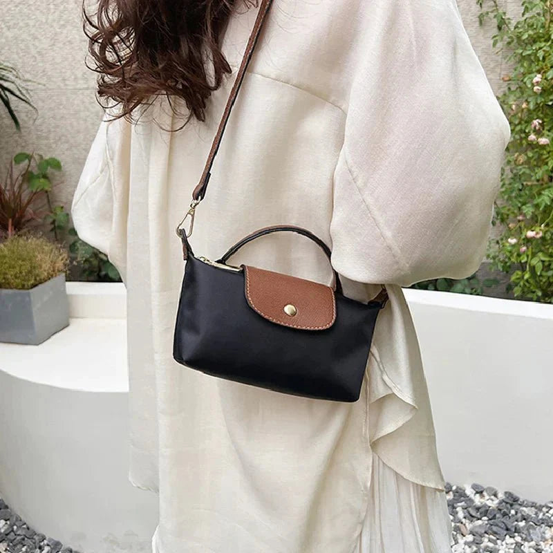 Stilvolle Mini-Handtasche - Kompakt & Vielseitig