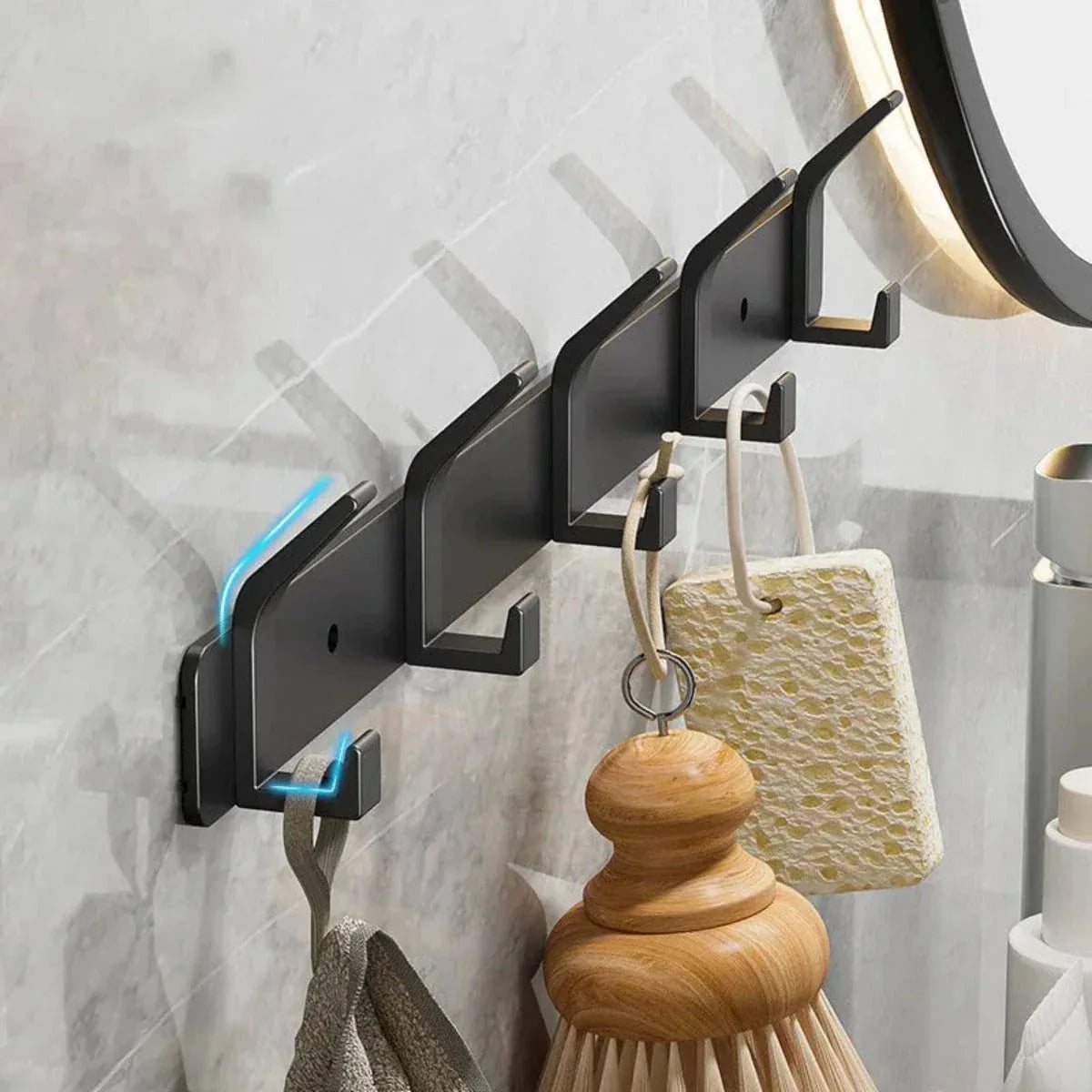 Smartes Wandgarderobensystem aus Aluminium für kleinen Raum