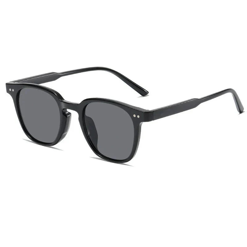 Modische Sonnenbrille für Damen - UV400 Schutz - Stilvoll