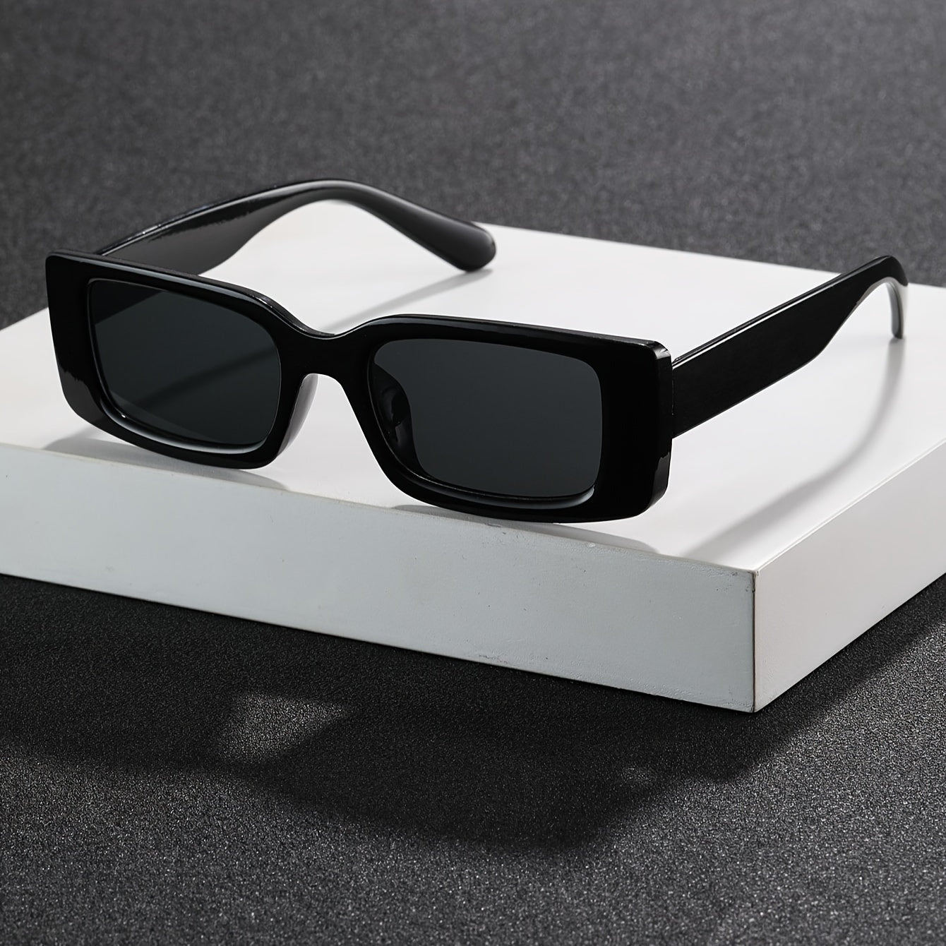 Elegante Sonnenbrille mit modernem quadratischen Design - Schwarz