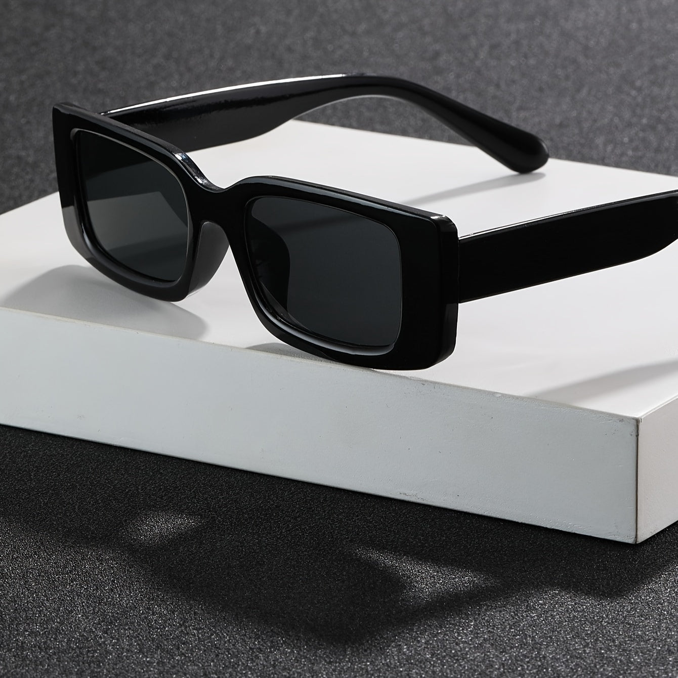 Elegante Sonnenbrille mit modernem quadratischen Design - Schwarz
