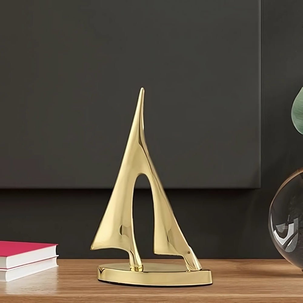 Maritime Tischskulptur - Minimalistisch - Segelboot