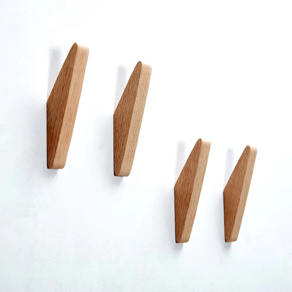 Stilvolle Wandgarderobe aus Holz - Platzsparendes Design für Ihr Zuhause