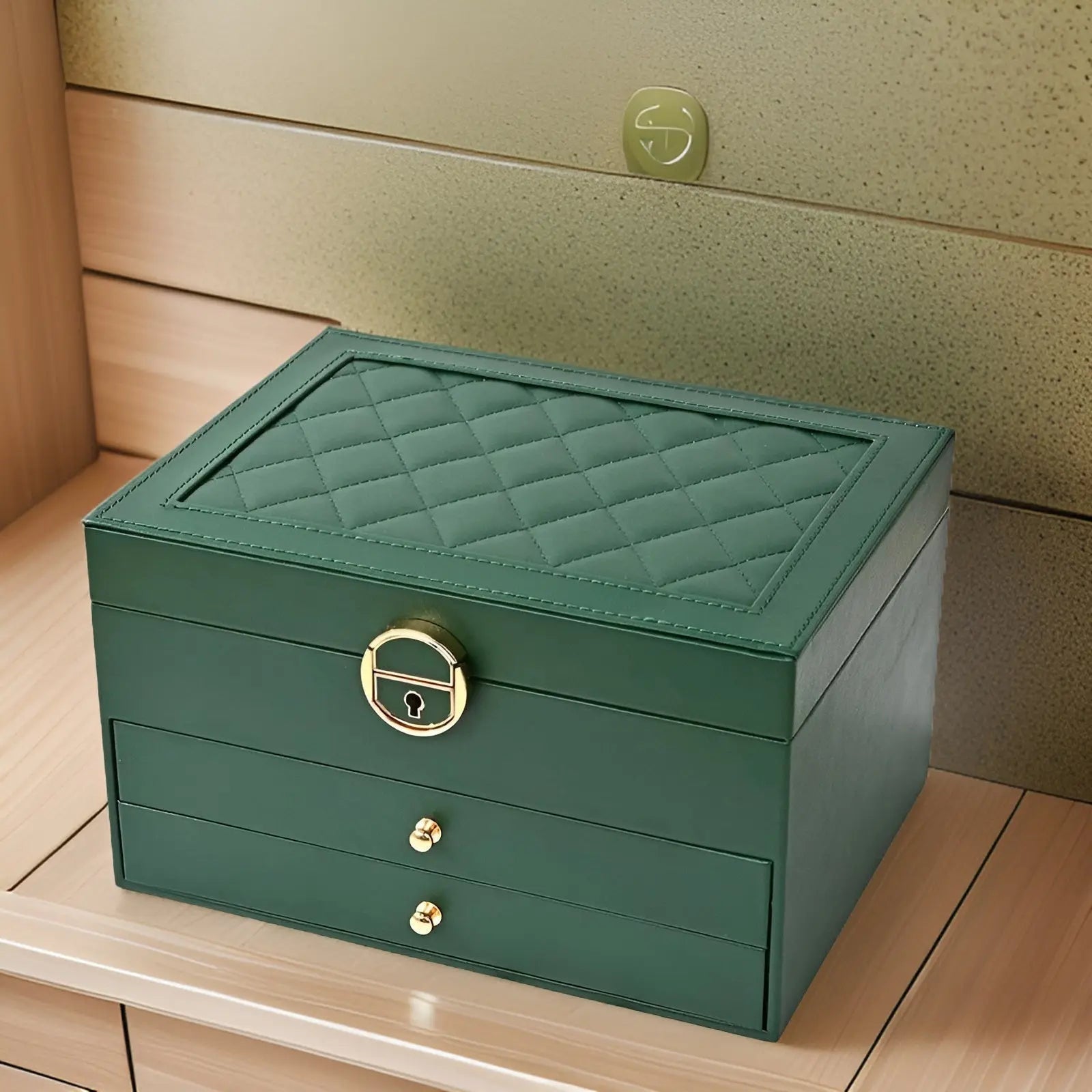 Elegante Schmuckaufbewahrung – Luxuriöse Schmuckbox mit mehreren Fächern