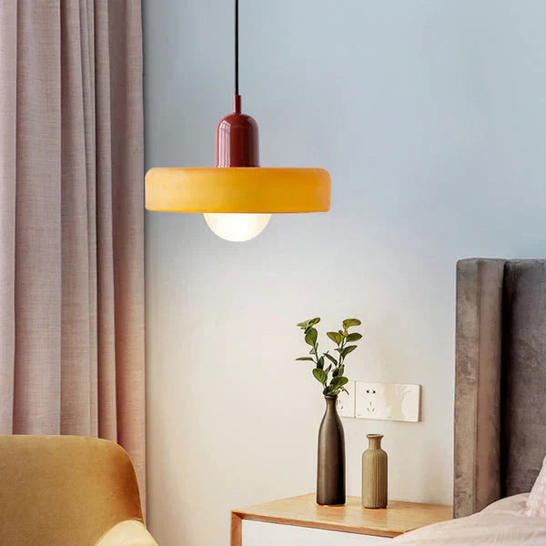 NordicGlow | Elegante Pendelleuchte für Ihr Zuhause