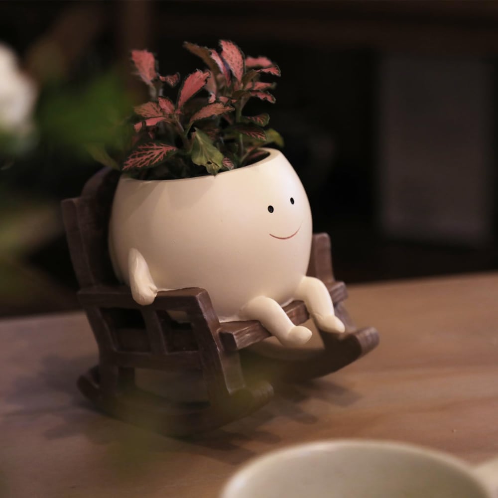 Flowering Pot – Playful and Functional for Your Plants