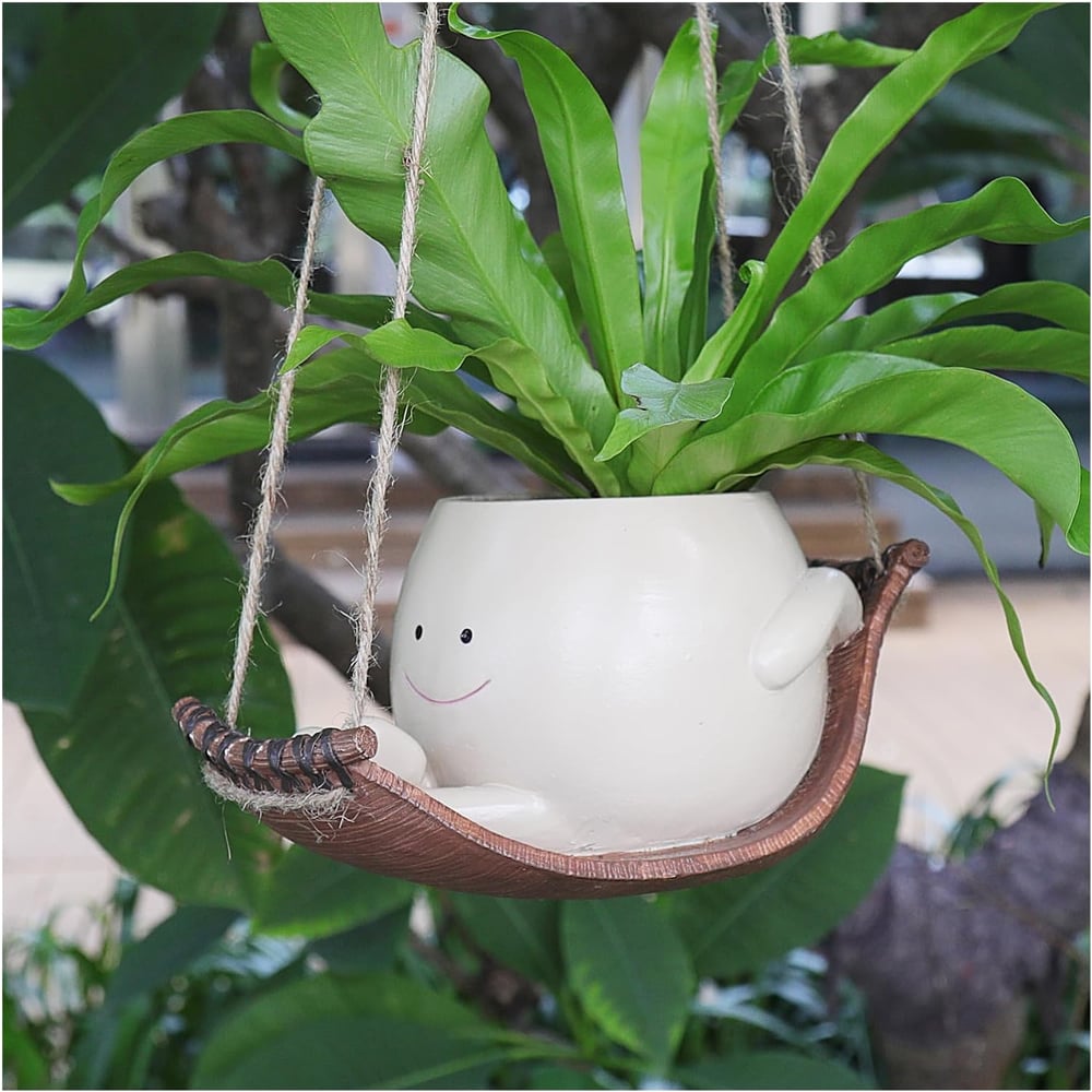 Flowering Pot – Playful and Functional for Your Plants