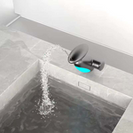 HydraLux: Moderner Wasserhahn mit LED für Küche & Bad