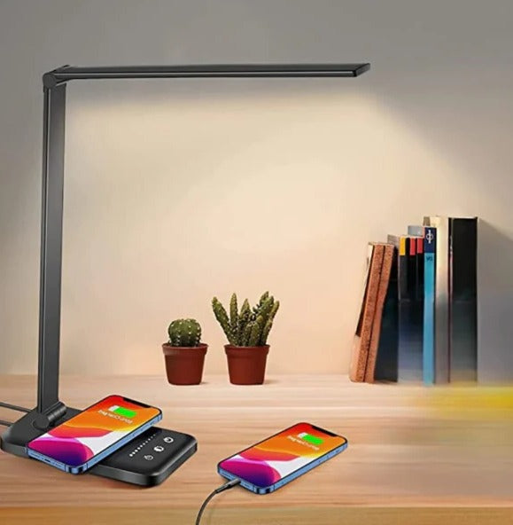 Verstellbare LED-Tischlampe mit Ladefunktion