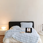 Ganzjahresdecke mit Stilvollem Design