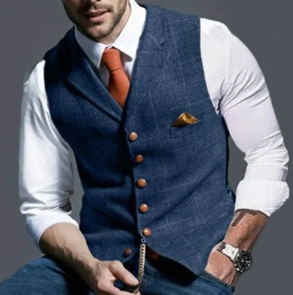 Eleganter Herrenweste im Slim Fit mit Sechs-Knopf-Verschluss