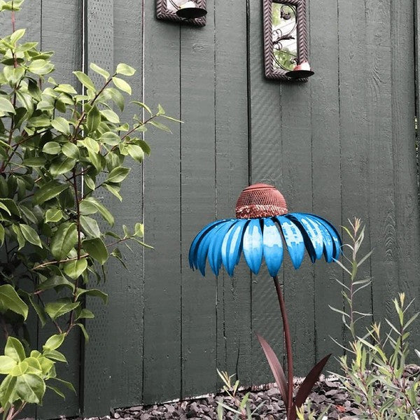 Vogelhaus mit Metallfutterstation für Ihren Garten