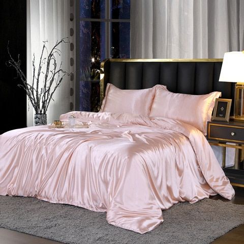 Luxurious 4-Piece Silk Bedding Set for Restful Nights