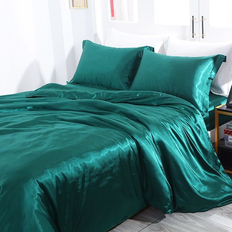 Luxurious 4-Piece Silk Bedding Set for Restful Nights