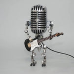 Kreative Tischlampe im Roboterdesign mit Mikrofon