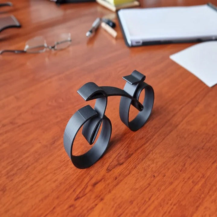 Elegante Drahtkunst Fahrradskulptur für jeden Raum