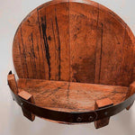 Regalregal aus Wiederverwertetem Holz im Fässer-Design