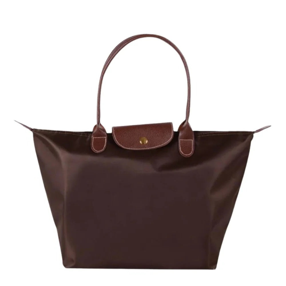 Elegante Handtasche mit Goldakzenten für jeden Tag