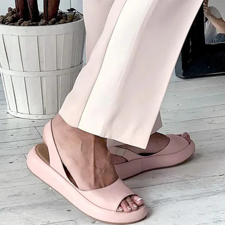 Bequeme Slipper mit Offener Zehenpartie und Elastischem Riemen