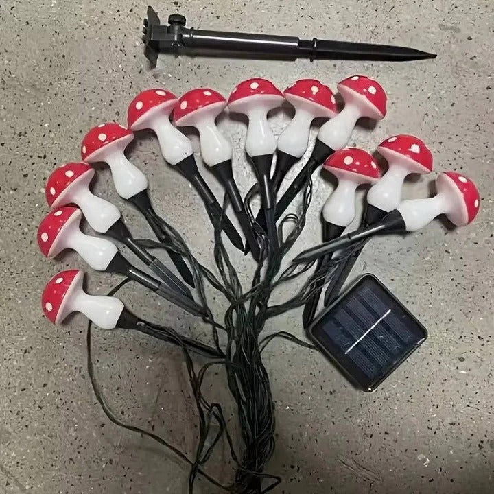 Solarbetriebene LED-Pilzlichter für den Garten mit Bodensteckern