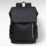 Praktischer Rucksack mit USB-Anschluss und Laptopfach