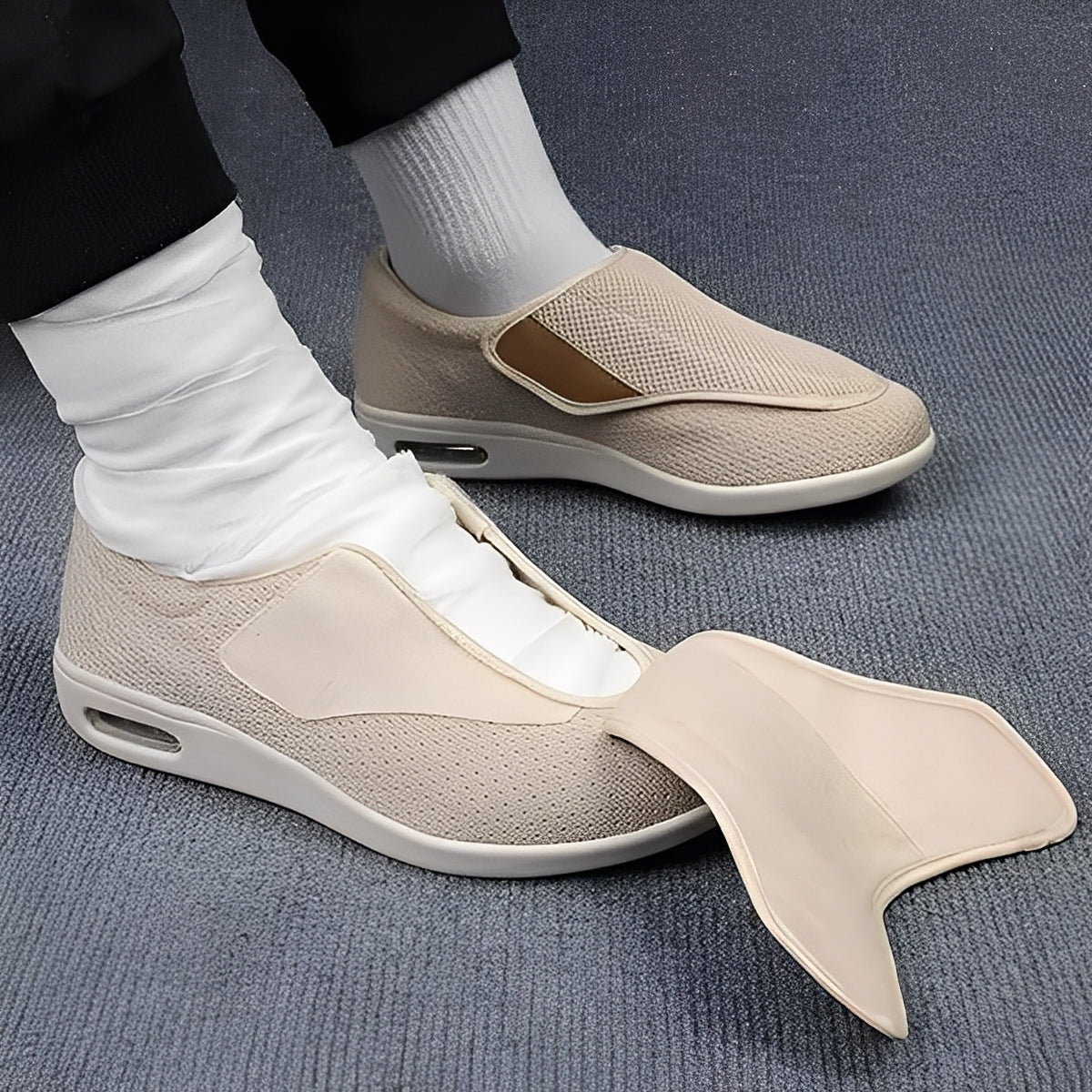Bequeme Schuhe mit breiter Zehenbox und Schnürverschluss