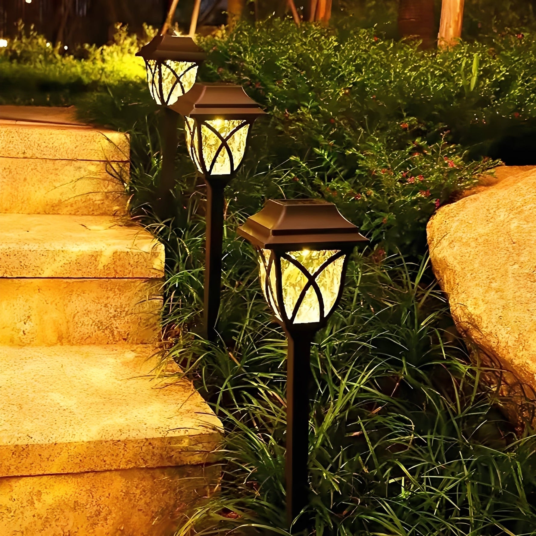 Solarbetriebene Gartenleuchten mit LED, 2er Set