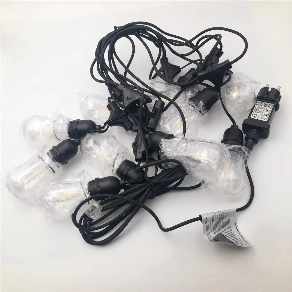 Stimmungsvolle LED-Lichterkette für den Außenbereich