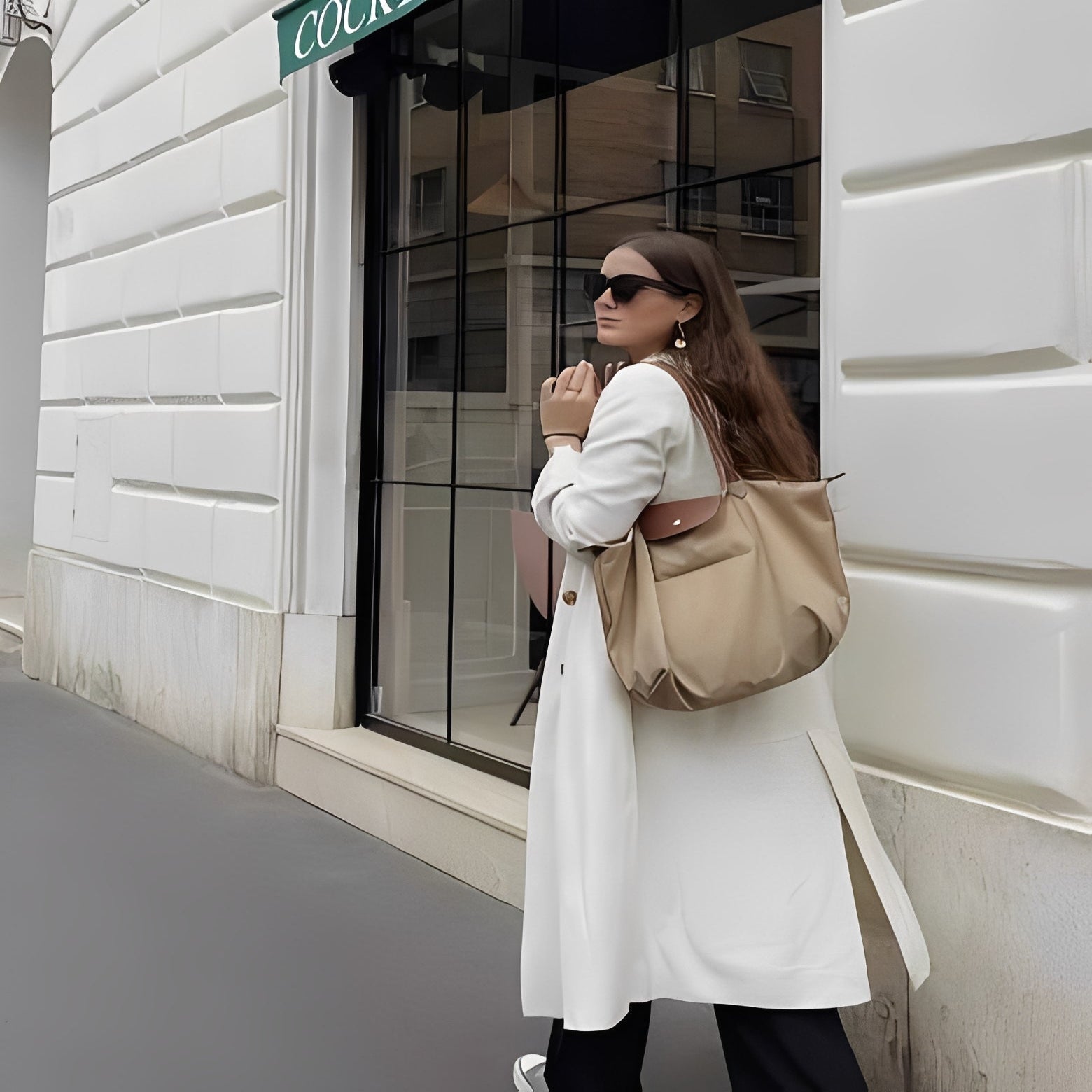 Elegante Handtasche mit Goldakzenten für jeden Tag