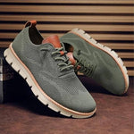 Bequeme Freizeitschuhe mit breiter Zehenbox und gestricktem Obermaterial