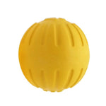 Interaktiver Hundeball mit strukturiertem Design