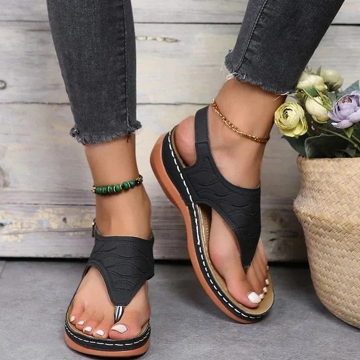 Bequeme offene Sandalen für Damen mit unterstützendem Fußbett