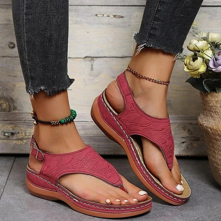 Bequeme offene Sandalen für Damen mit unterstützendem Fußbett