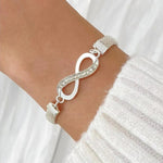 Glitzerndes Armband-Set mit Herz- und Unendlichkeitssymbolen