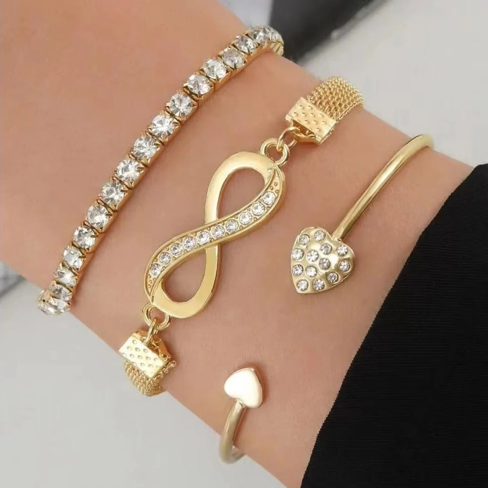 Glitzerndes Armband-Set mit Herz- und Unendlichkeitssymbolen