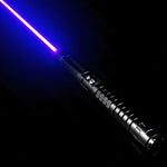Verstellbare Taschenlampe mit aufladbarem Batteriesystem
