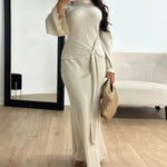 Elegante Abaya für Frauen mit langen Ärmeln und fließendem Schnitt