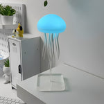 Beruhigende LED Lampe mit tanzenden Quallen