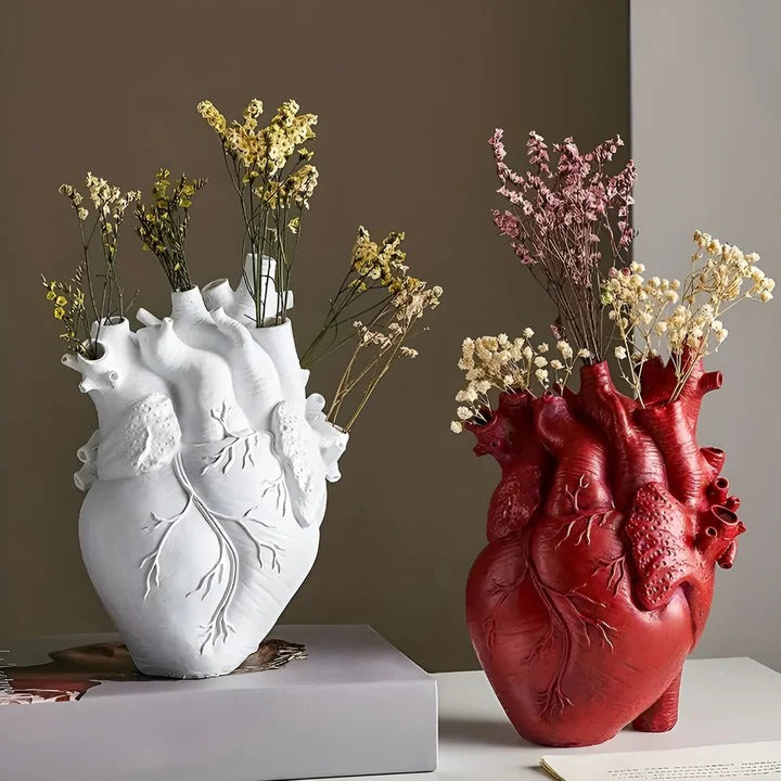Herzförmige Blumenvase aus nachhaltigem Bambus und Holz