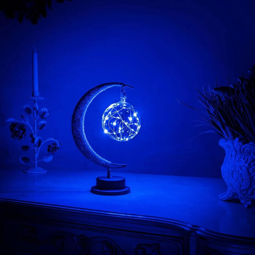Komfortable 3D Mondlampe mit Detailreichem Oberflächendesign