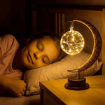Komfortable 3D Mondlampe mit Detailreichem Oberflächendesign