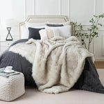 Luxuriöse Kuscheldecke aus Kunstfell für Ihr Zuhause