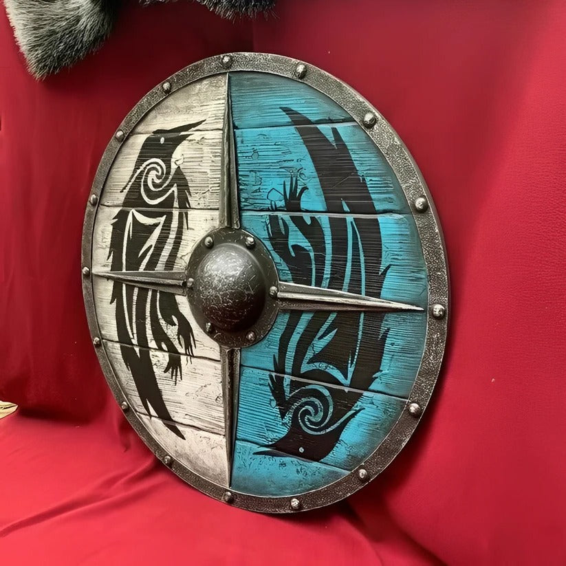Runder Holzschild im Mittelalter-Stil mit einzigartigen Mustern