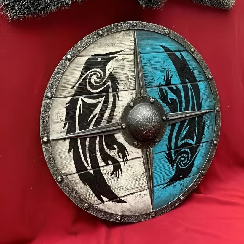 Runder Holzschild im Mittelalter-Stil mit einzigartigen Mustern